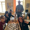 Обучение шахматам, как новичков, так и умеющих играть шахматистов.