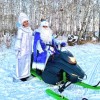 Неожиданная встреча с Дедом Морозом в лесу на снегоходе