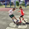 Групповая тренировка в футбольной школе для детей