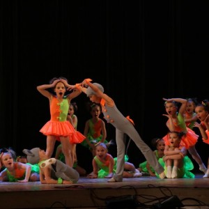 Образцовый ансамбль танца «Непоседы»