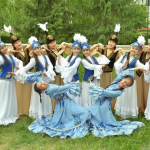 Образцовый ансамбль казахского танца «Айгерим»