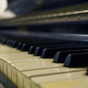 Обучение игре на фортепиано (на ул. Сумской)