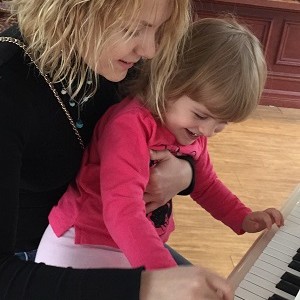 Уроки вокала и музыки