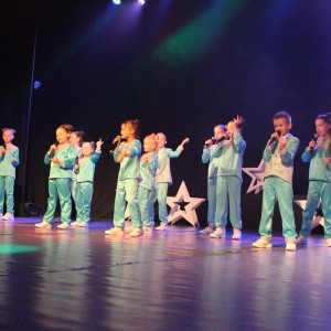 Образцовая вокальная студия «Шарм»