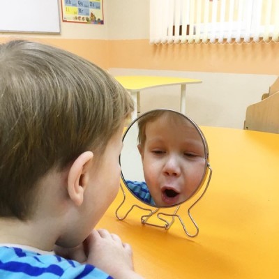 Логопед. Логопед-дефектолог