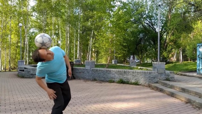 ШКОЛА ФУТБОЛЬНОГО ФРИСТАЙЛА И ФУТБОЛЬНОЙ ТЕХНИКИ В ТОМСКЕ И СЕВЕРСКЕ