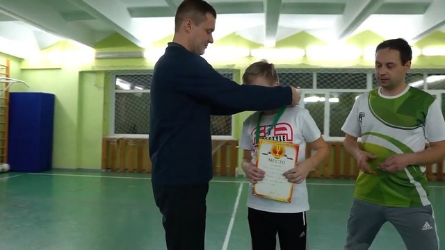ОБУЧЕНИЕ ТРЮКАМ И ФИНТАМ ФУТБОЛЬНЫМ МЯЧОМ