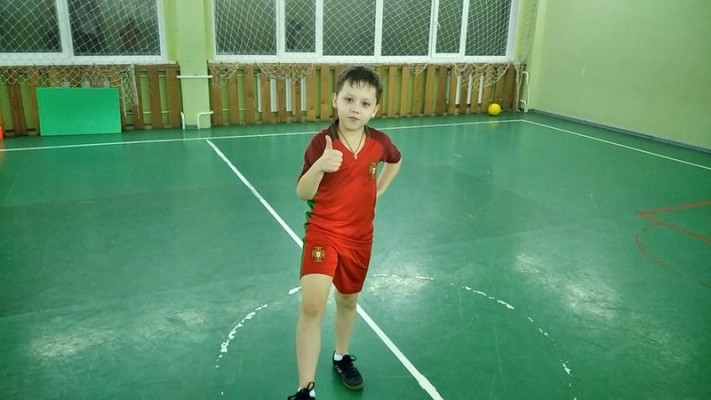 ШКОЛА ФУТБОЛЬНОГО ФРИСТАЙЛА И ФУТБОЛЬНОЙ ТЕХНИКИ В ТОМСКЕ И СЕВЕРСКЕ