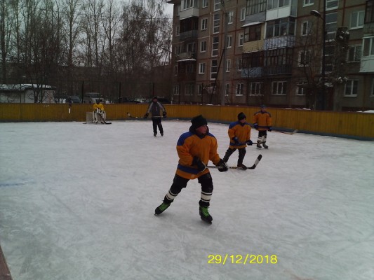 Хоккей (на ул. Юбилейной)