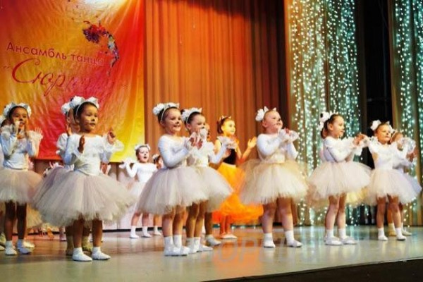 Образцовый детский коллектив ансамбль танца 