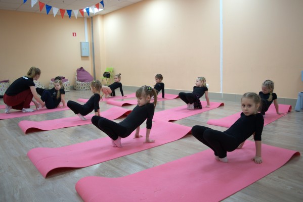 Школа художественной гимнастики на Народного Ополчения GymBalance
