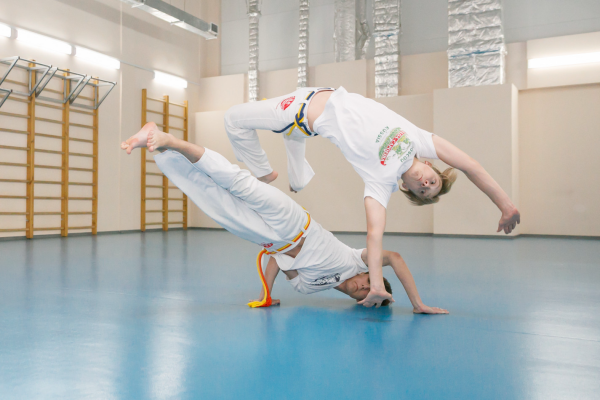 Abada-Capoeira (на ул. Антонова-Овсеенко)