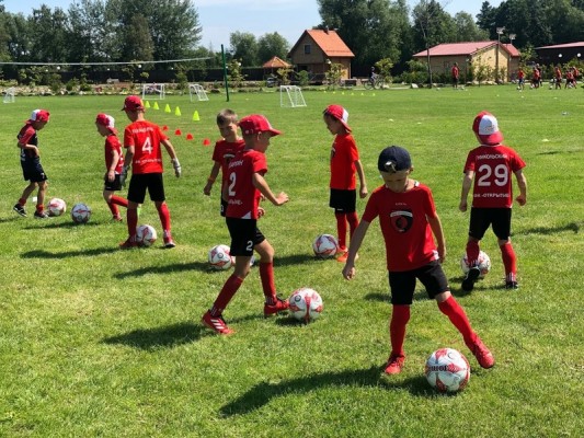 Летний детский футбольный лагерь 