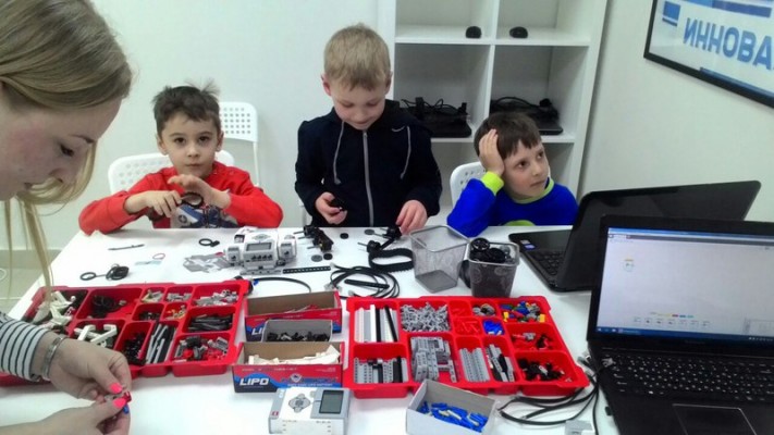 Детский клуб робототехники