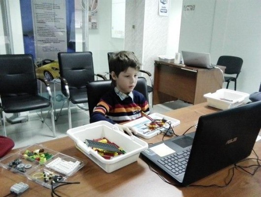 Робототехника для детей (на пр. Комарова)