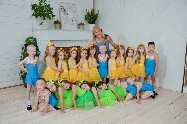 ХОРЕОГРАФИЧЕСКИЙ КОЛЛЕКТИВ 