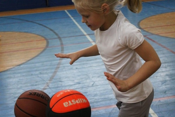 Школа баскетбола на английском языке для детей