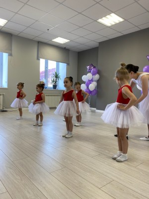 Танцы для детей (Столярова, 19)