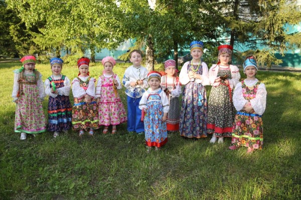 Образцовый фольклорный ансамбль «Дивно», младшая группа