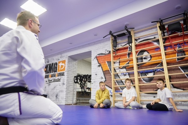 Тренировки по бразильскому джиу-джитсу для детей в центре Москвы
