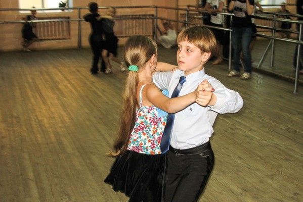 Танцевально-спортивный клуб «Гармония» (детские группы)