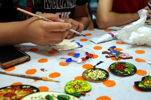 Детская студия росписи по дереву «Семицветик»