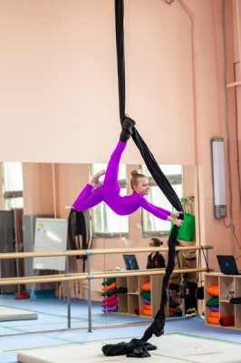 Воздушная гимнастика для детей Yourways (м. Шоссе Энтузиастов)