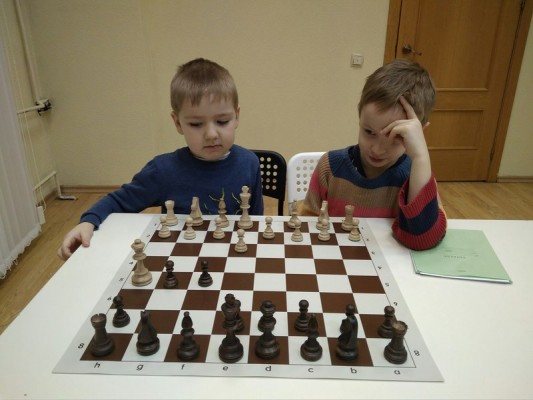 Шахматы для детей (на Красномосковской 3)