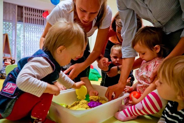 Английский мини-садик в Supermom.