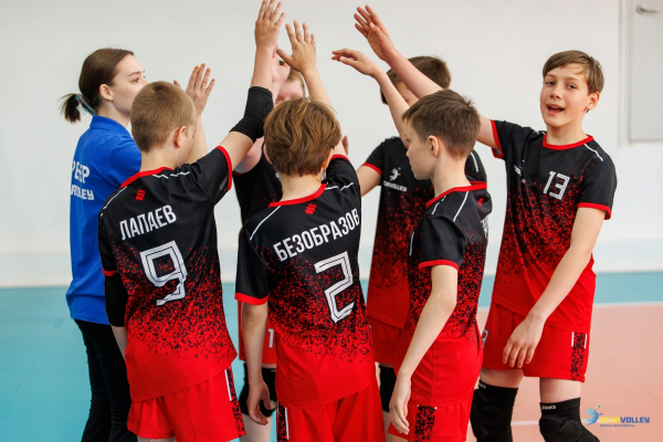 Школа волейбола STARVOLLEY