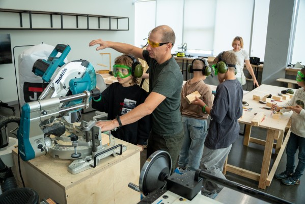 Столярная мастерская для детей и взрослых