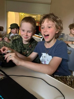 Пилотирование FPV-дронов