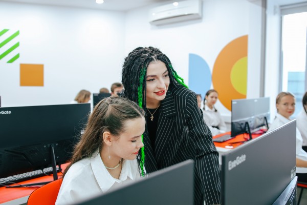 Программирование на языках Python и C#