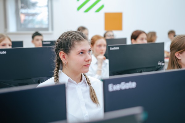 Программирование на языках Python и C#