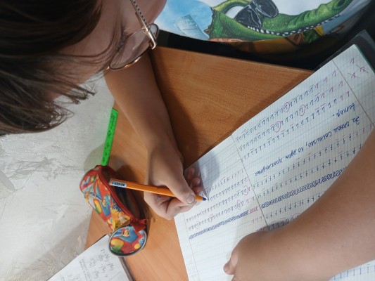 Исправление почерка, каллиграфия