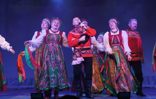 Народный вокальный ансамбль «Русские напевы»