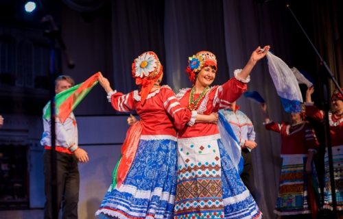 Народный вокальный ансамбль «Русские напевы»