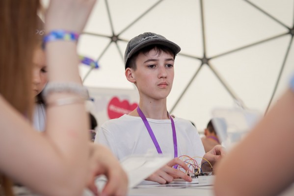 Электроника и программирование для детей 10–15 лет