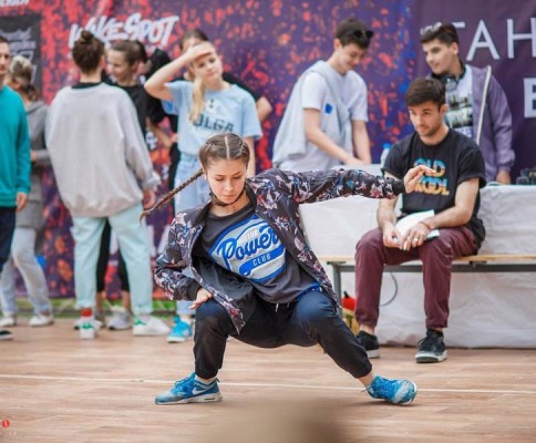 Танцы в Волгограде, школы и танцевальные студии - SportSchools